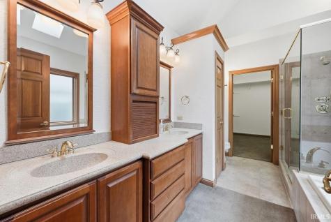 109 Jade Drive Yorktown IN 47396