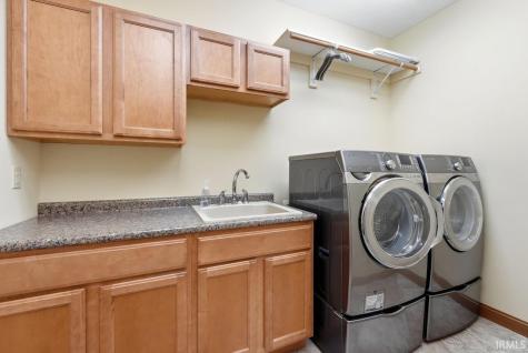 109 Jade Drive Yorktown IN 47396