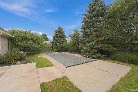 109 Jade Drive Yorktown IN 47396