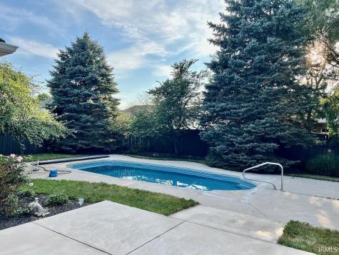 109 Jade Drive Yorktown IN 47396