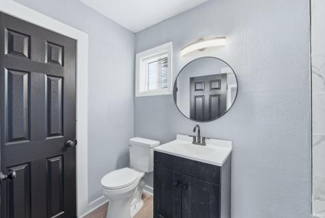 1721 W 4th Street Fort Wayne IN 46808