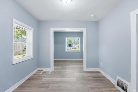 1721 W 4th Street Fort Wayne IN 46808