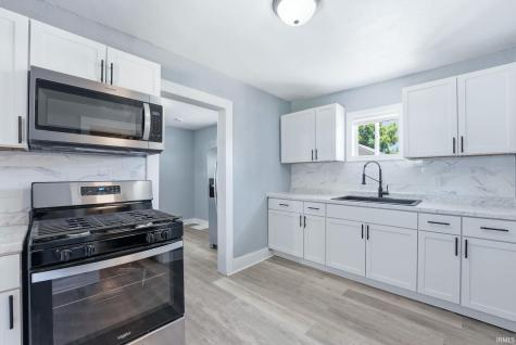 1721 W 4th Street Fort Wayne IN 46808