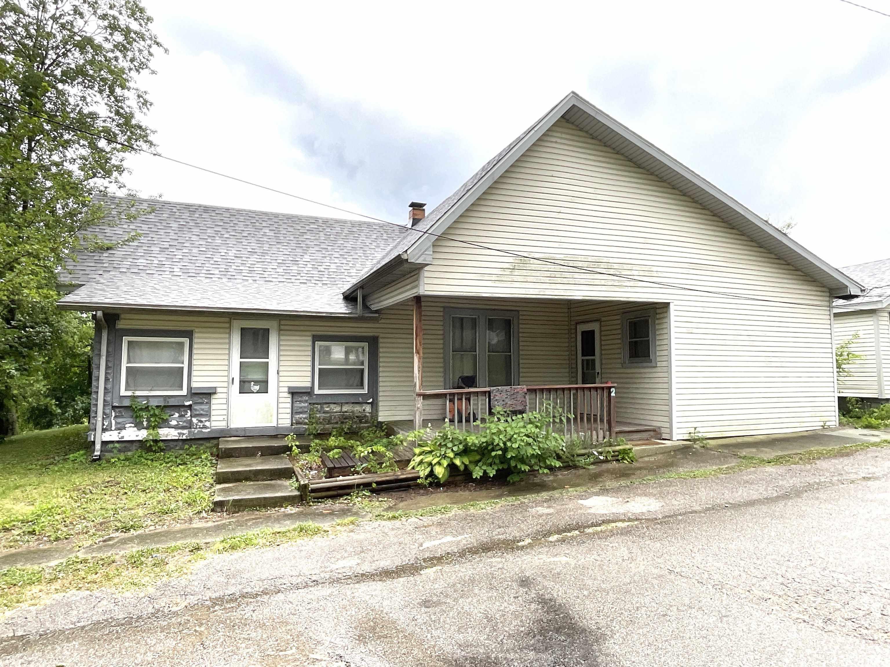 2 W Garfield Street Gosport IN 47433