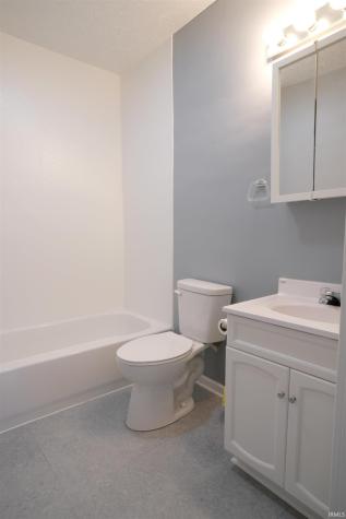 2446 N 14th Street Terre Haute IN 47804