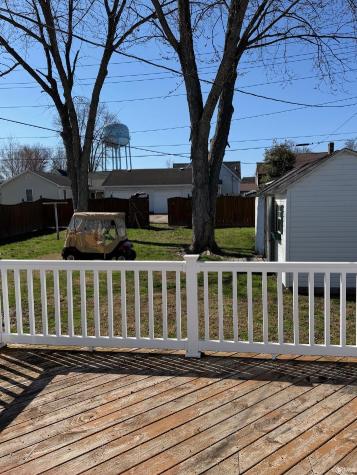 18 SE 6th Street Linton IN 47441