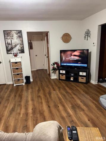 18 SE 6th Street Linton IN 47441