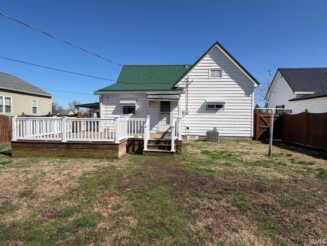18 SE 6th Street Linton IN 47441