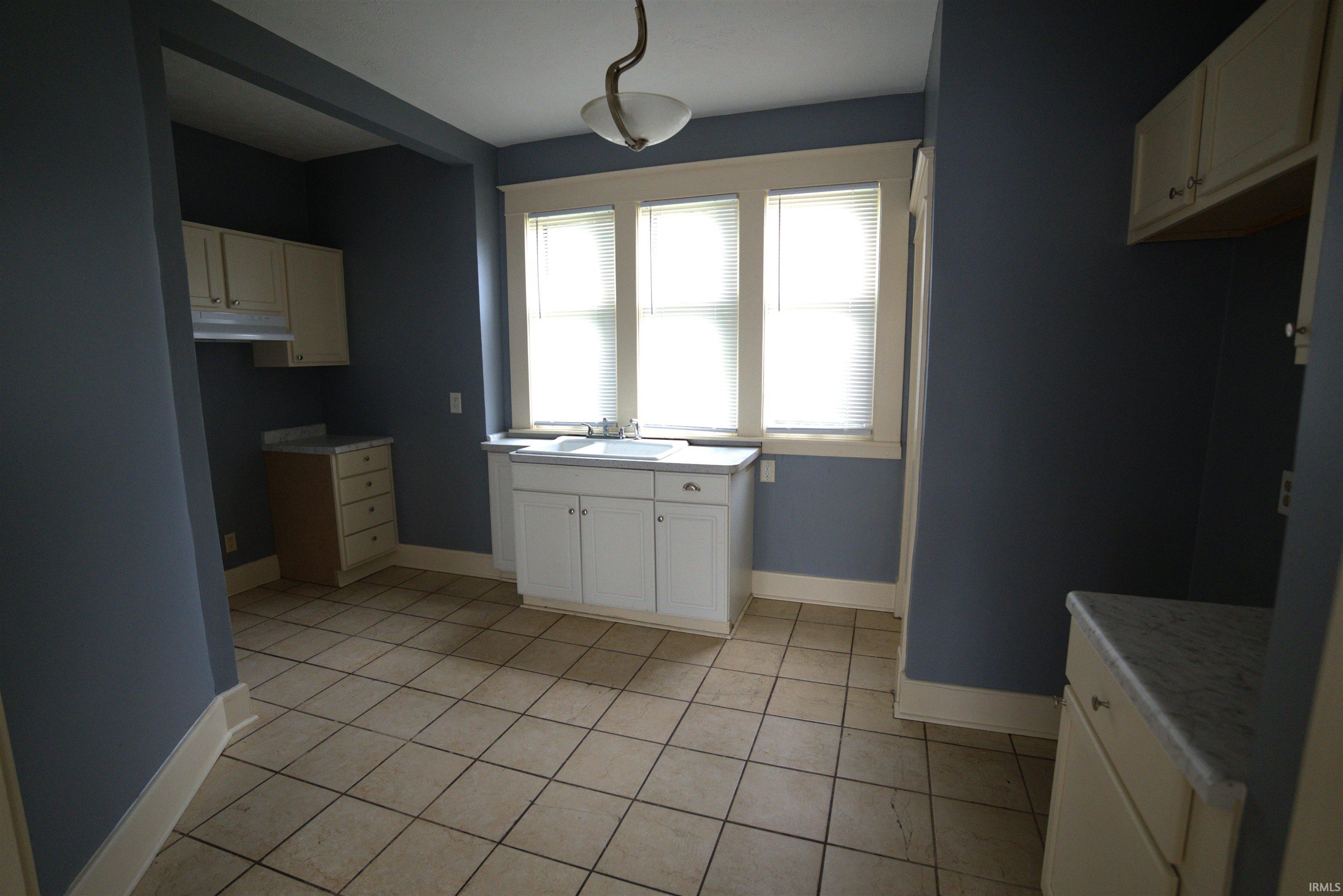 1004 W Lasalle Court South Bend IN 46616