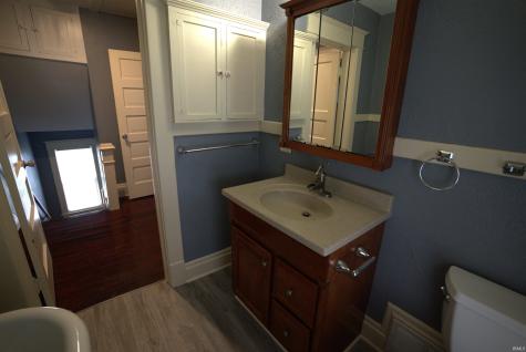 1004 W Lasalle Court South Bend IN 46616