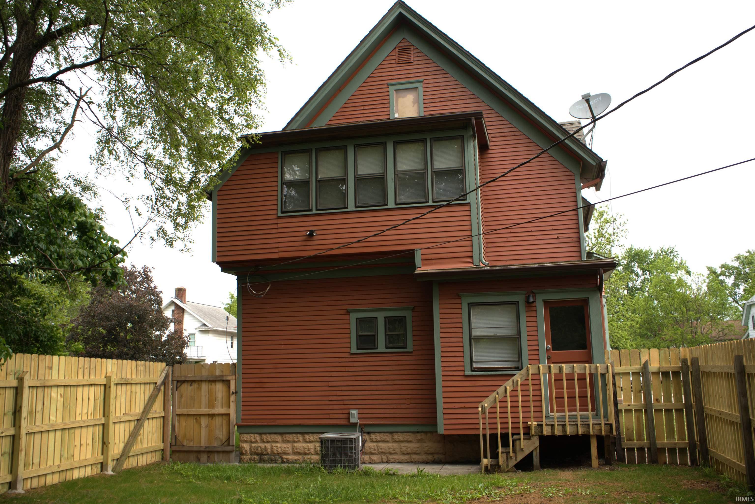 1004 W Lasalle Court South Bend IN 46616