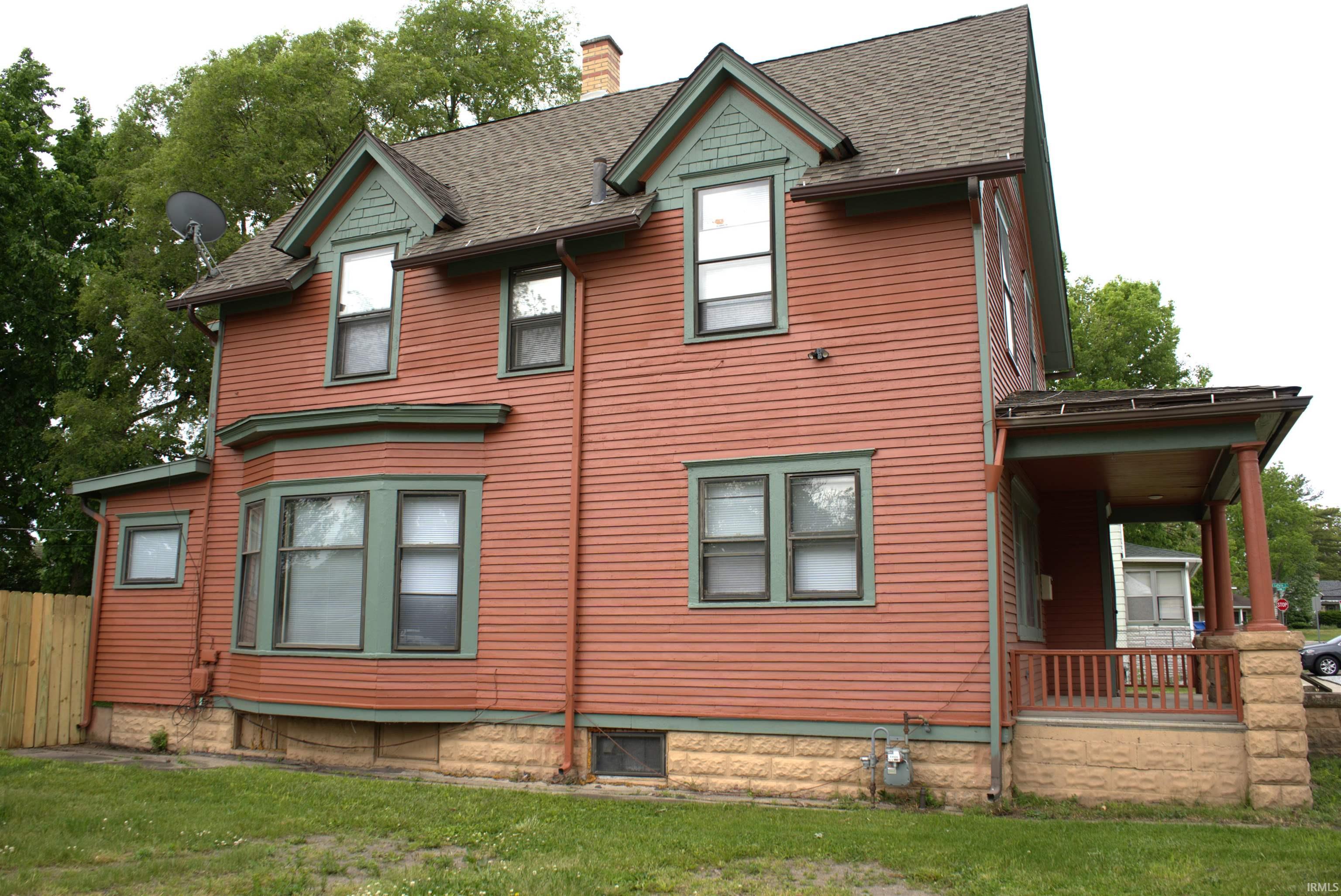 1004 W Lasalle Court South Bend IN 46616