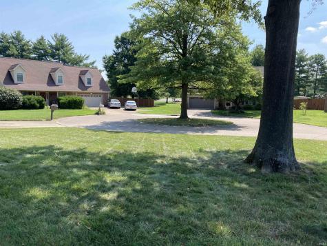 5635 Oak Ridge Drive Evansville IN 47711