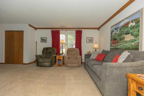 5635 Oak Ridge Drive Evansville IN 47711