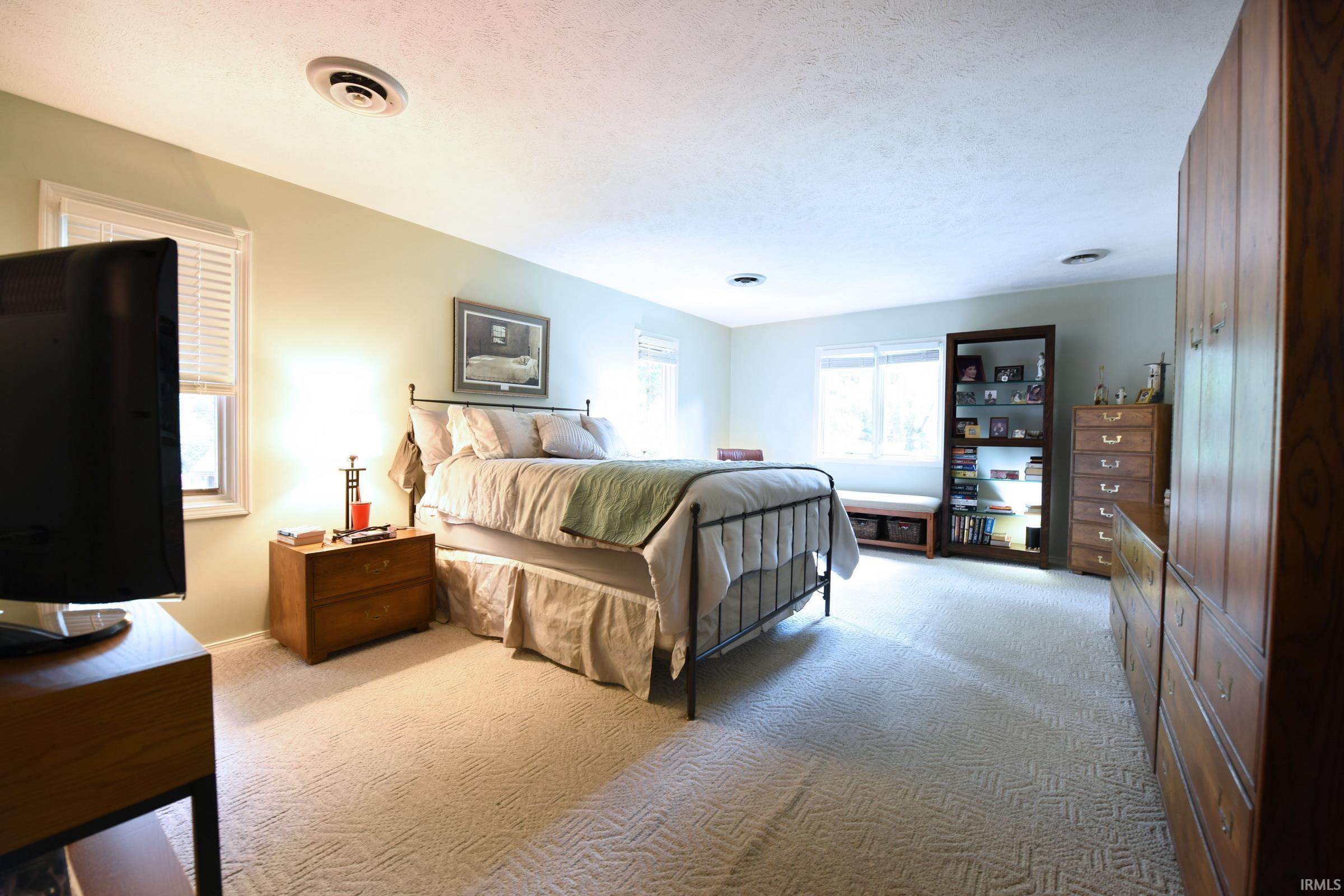 1306 Clayton Drive South Bend IN 46614