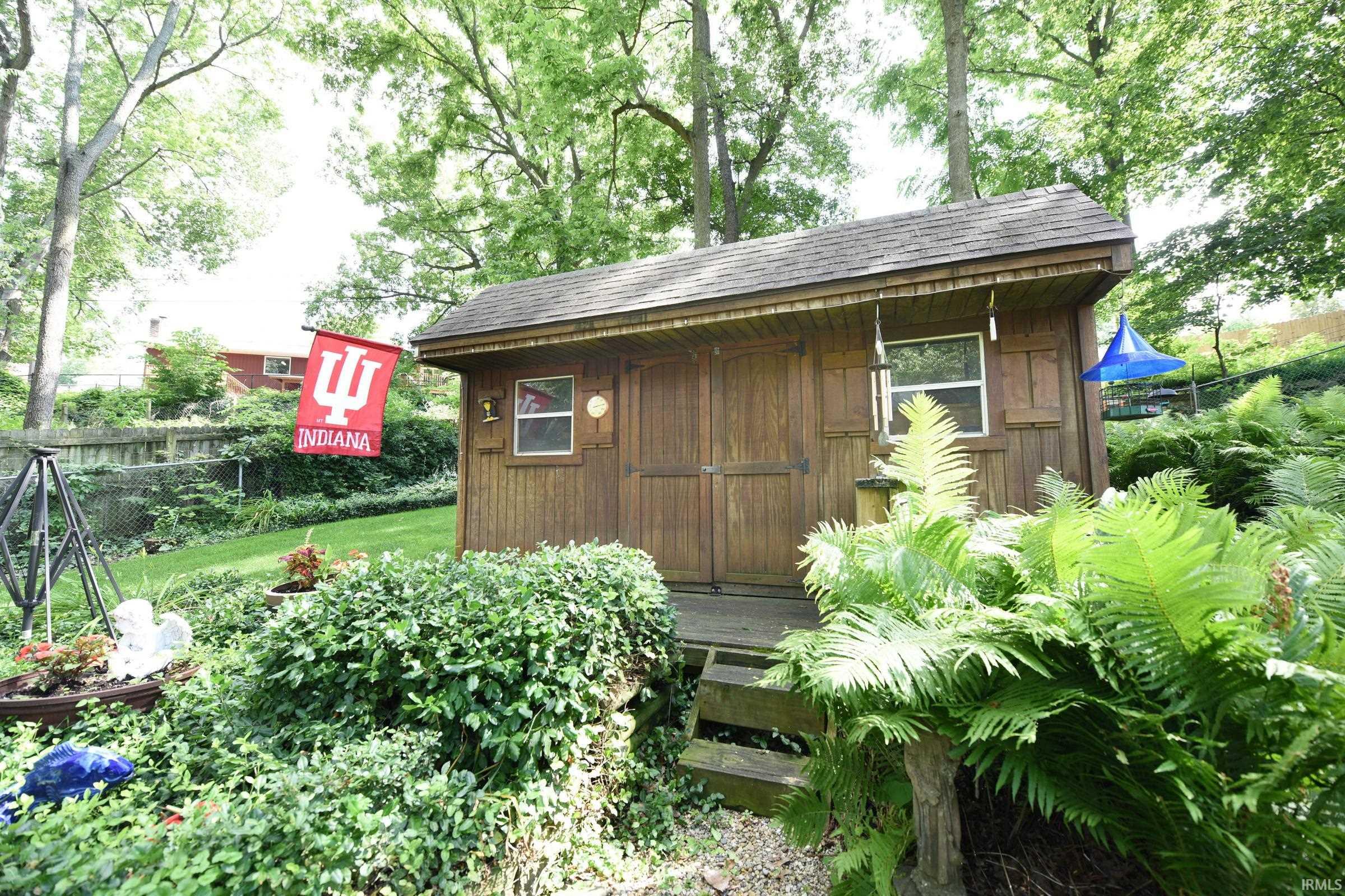 1306 Clayton Drive South Bend IN 46614