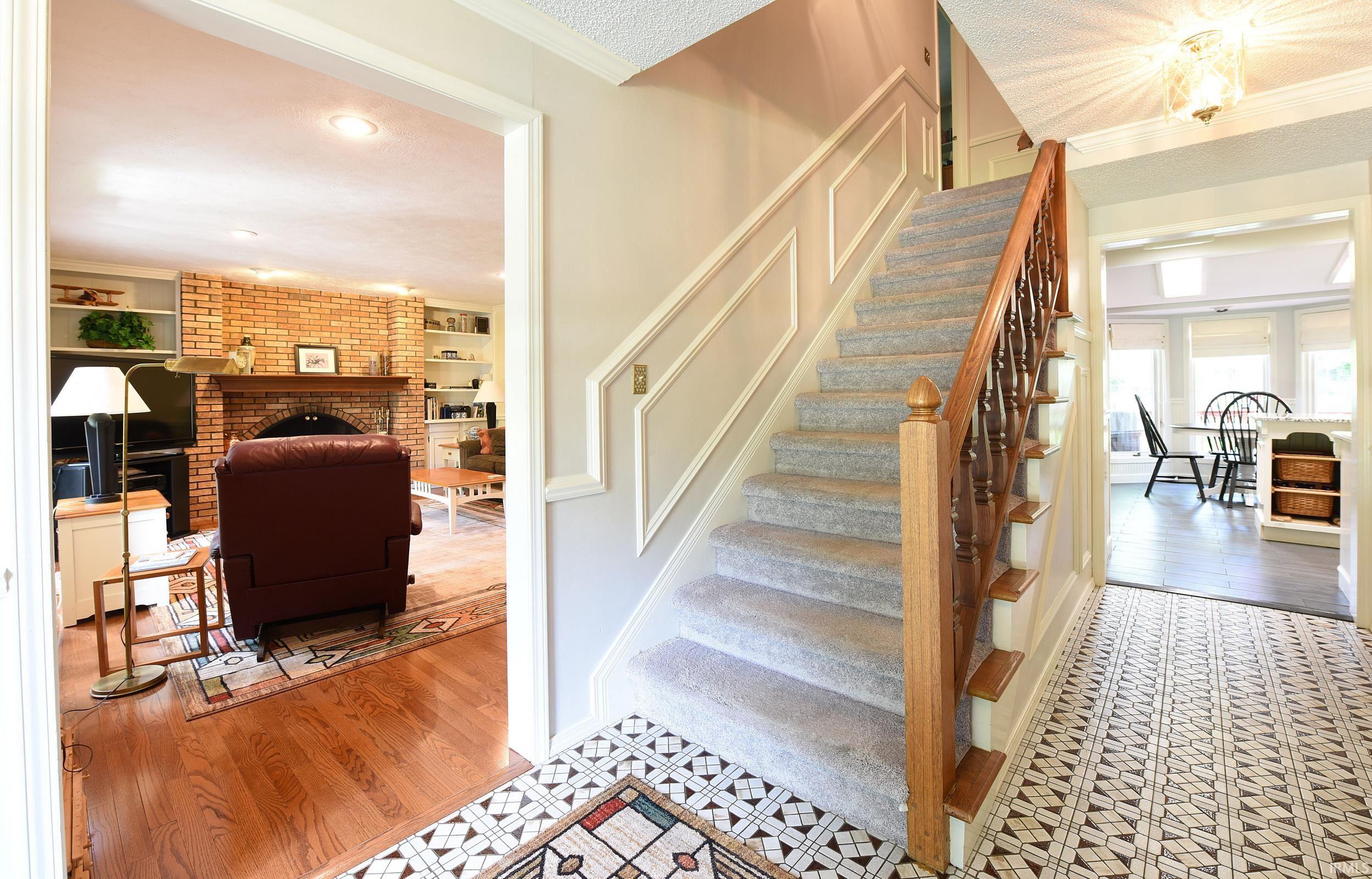 1306 Clayton Drive South Bend IN 46614