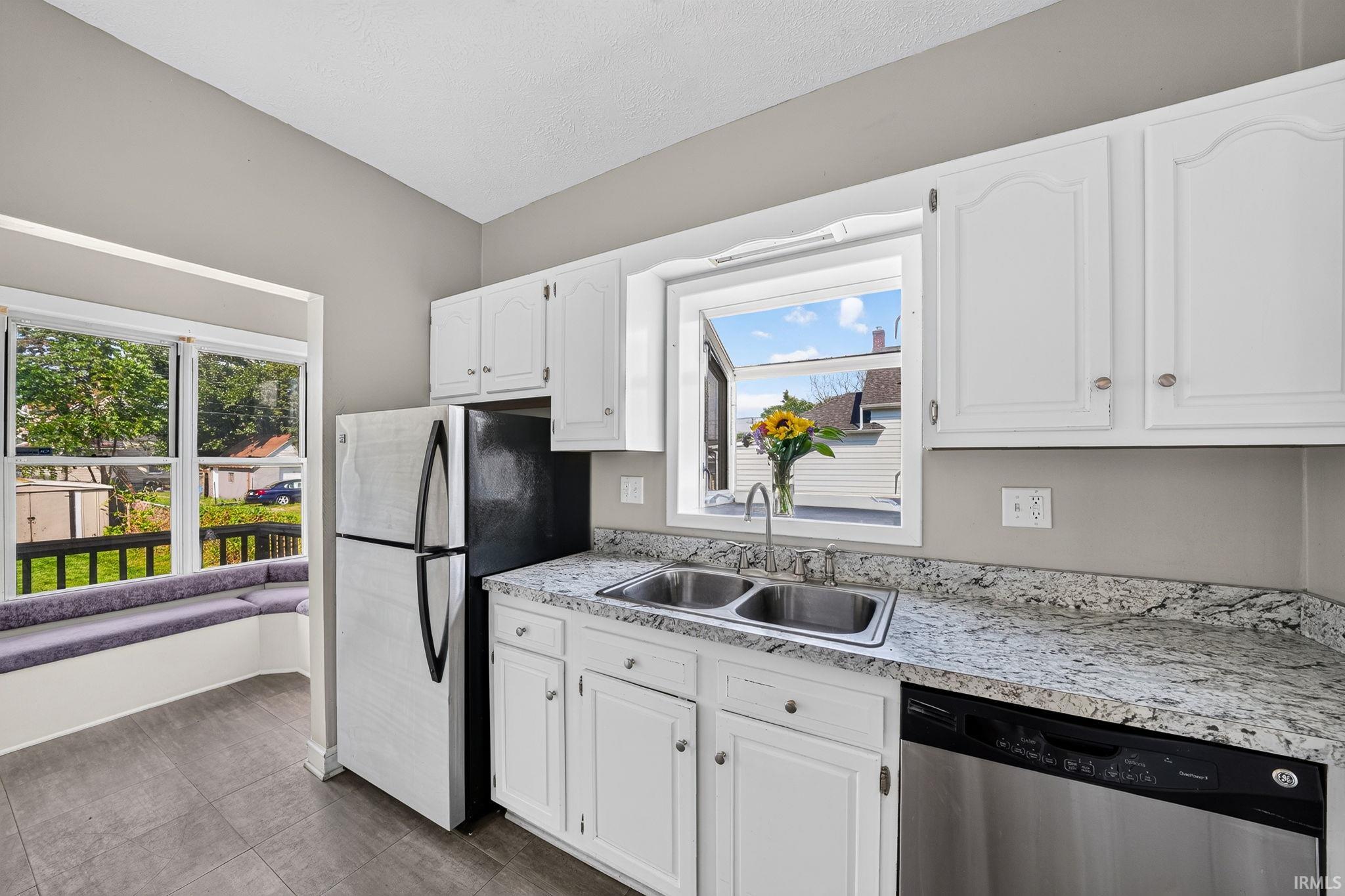 322 W 10th Street Mishawaka IN 46544