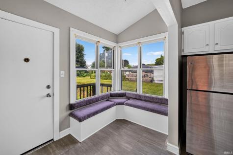322 W 10th Street Mishawaka IN 46544