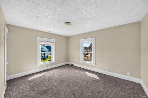 322 W 10th Street Mishawaka IN 46544