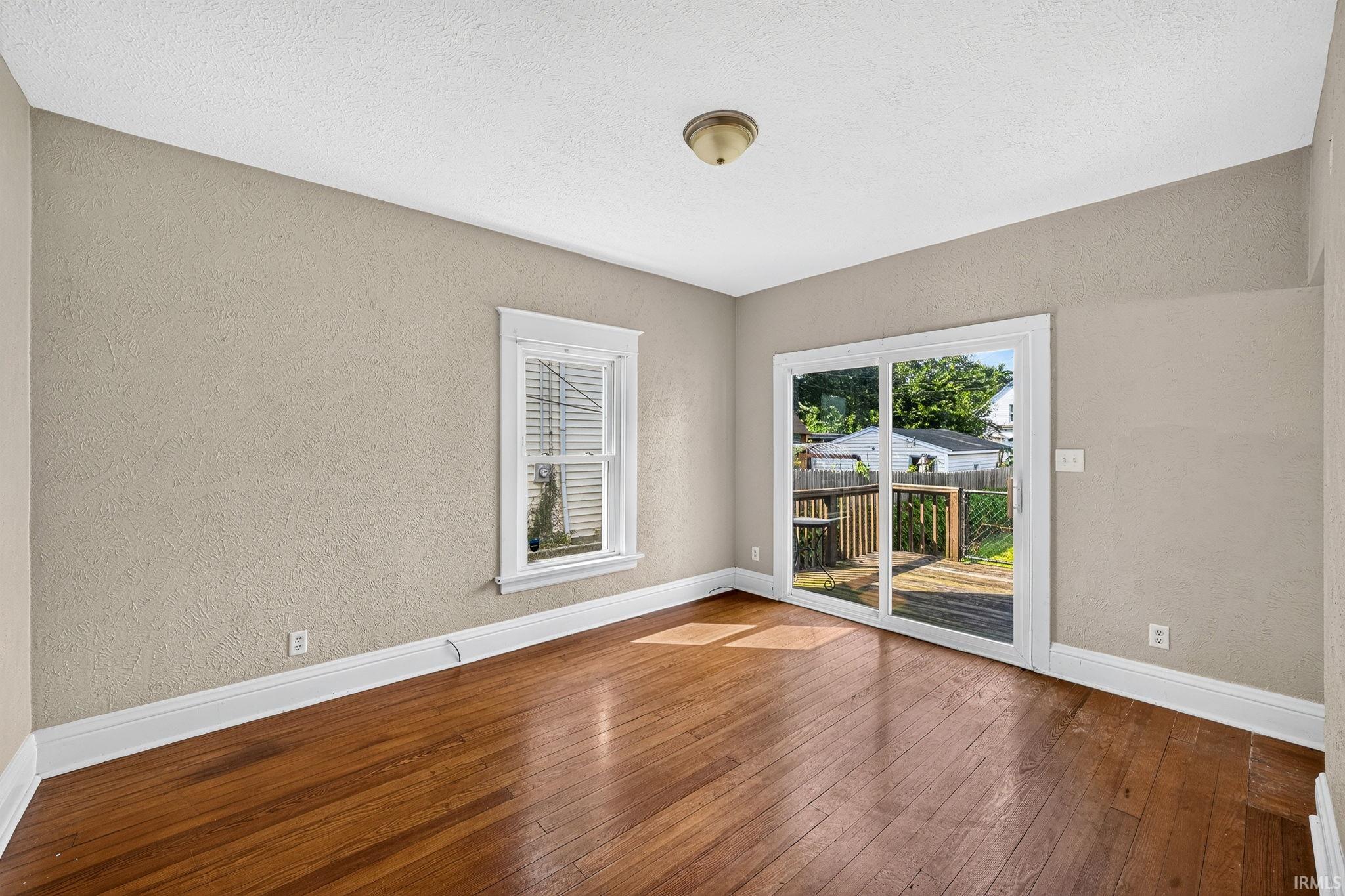 322 W 10th Street Mishawaka IN 46544