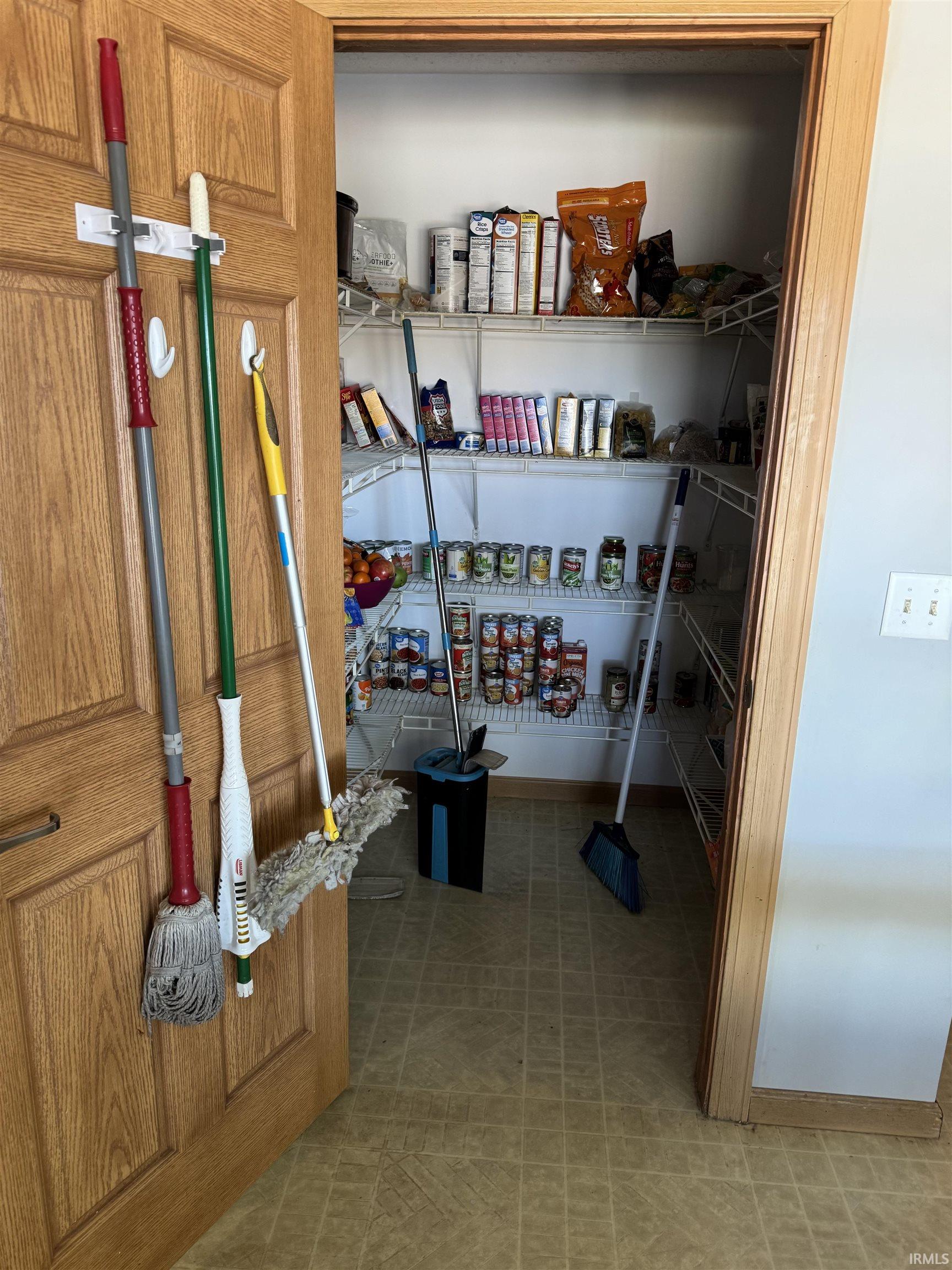 5226 E 700 North Road Rochester IN 46975