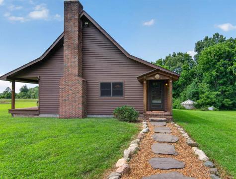 16600 4b Road Plymouth IN 46563