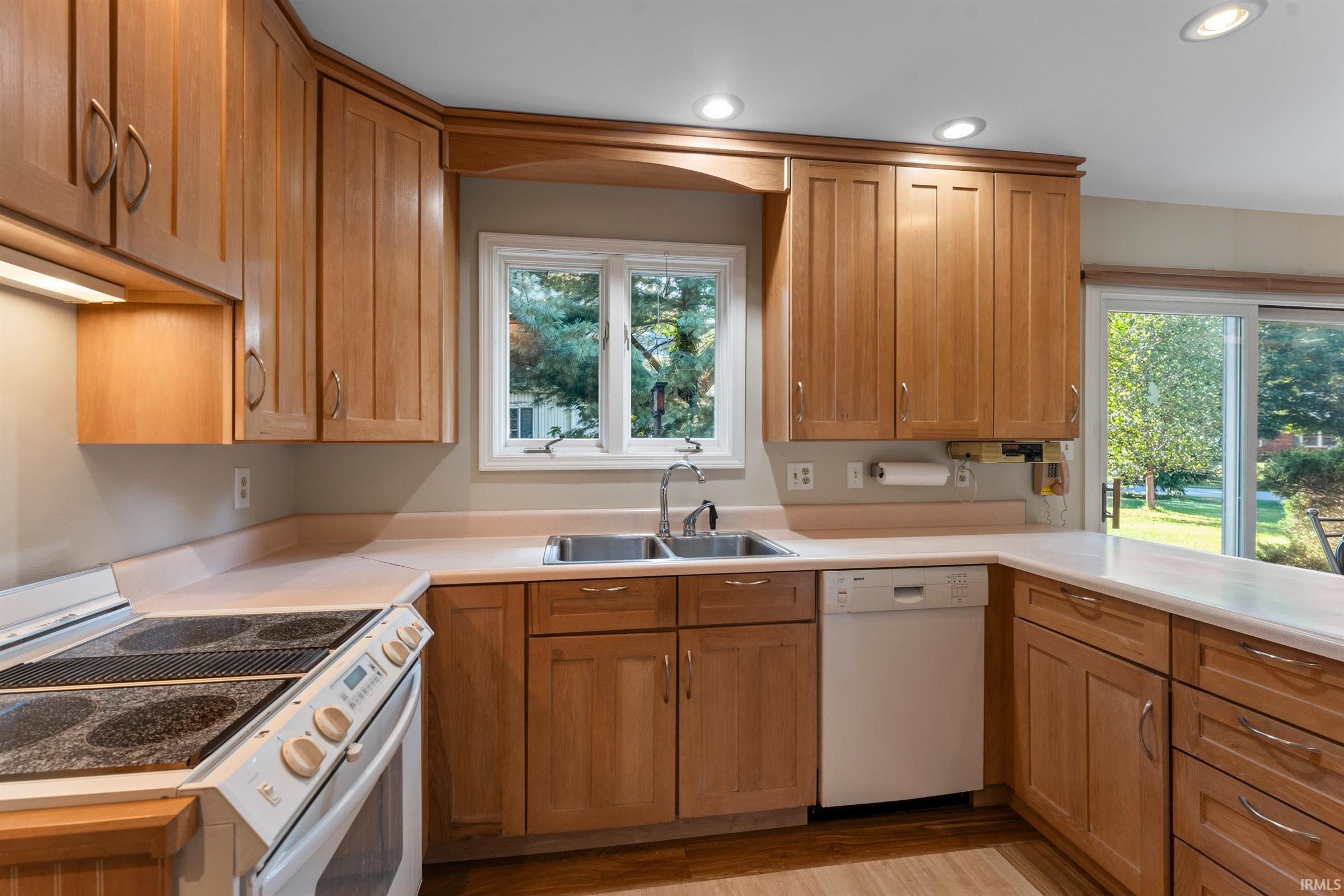 54361 Old Bedford Trail Mishawaka IN 46545