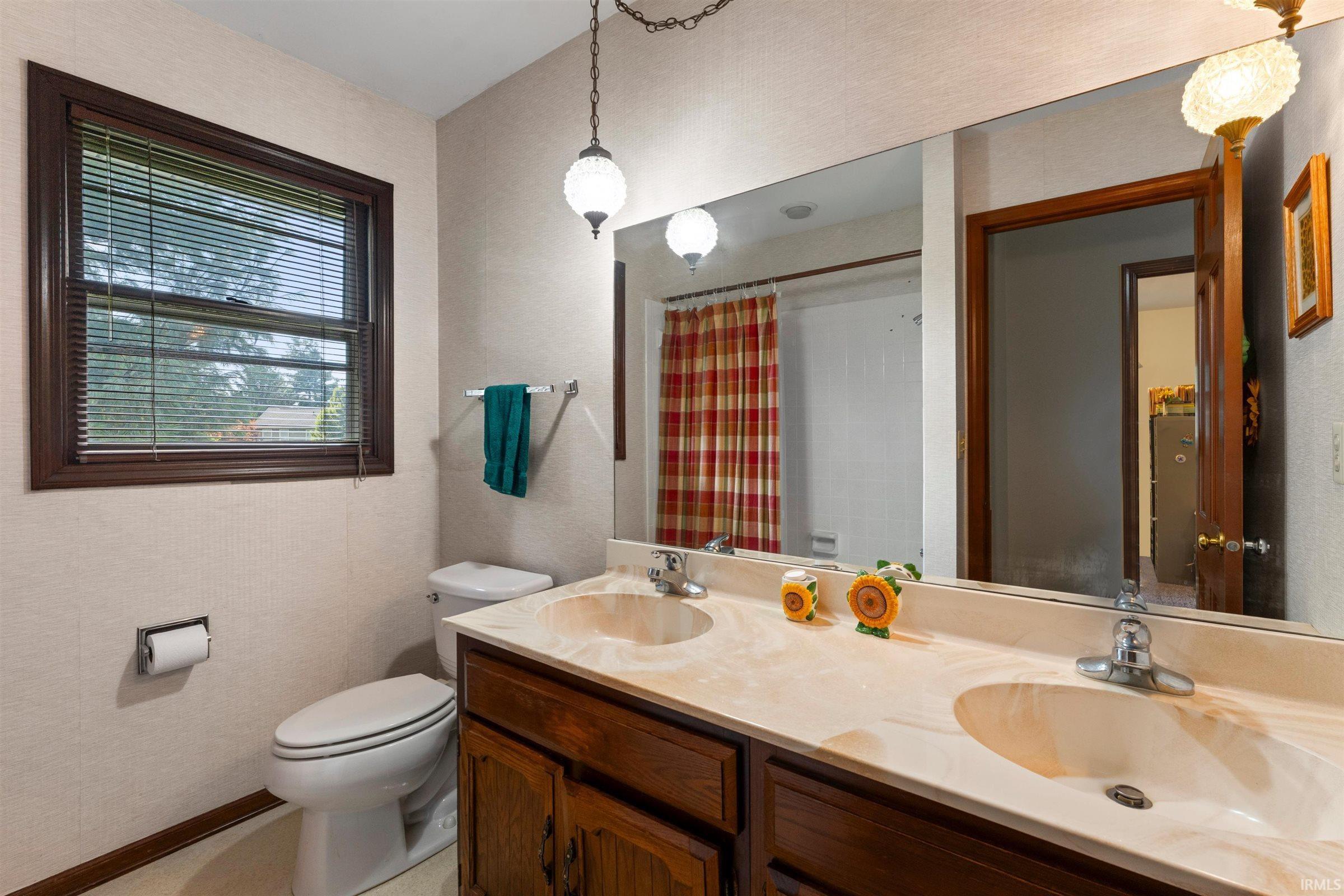 54361 Old Bedford Trail Mishawaka IN 46545