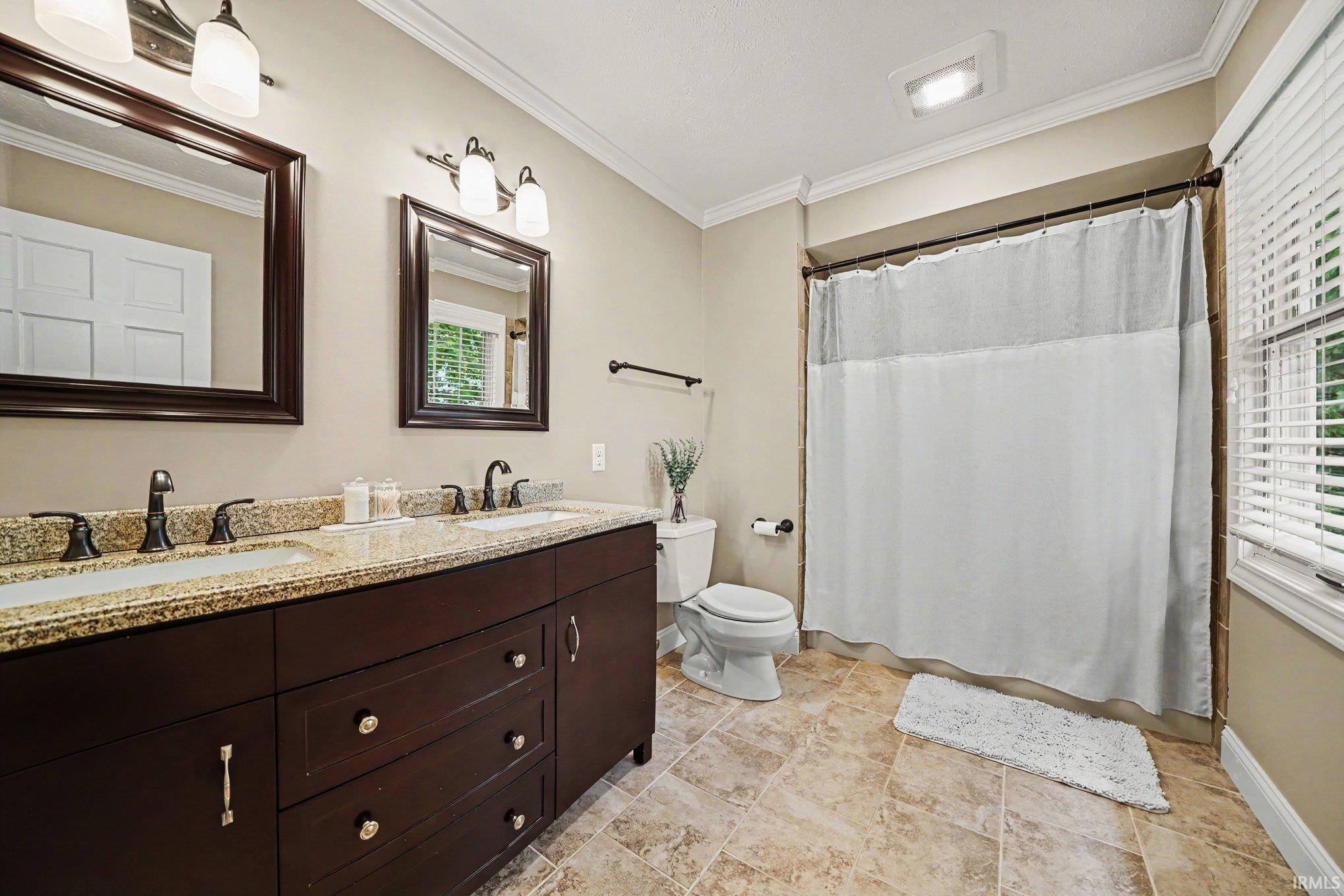 15190 Durham Way Granger IN 46530