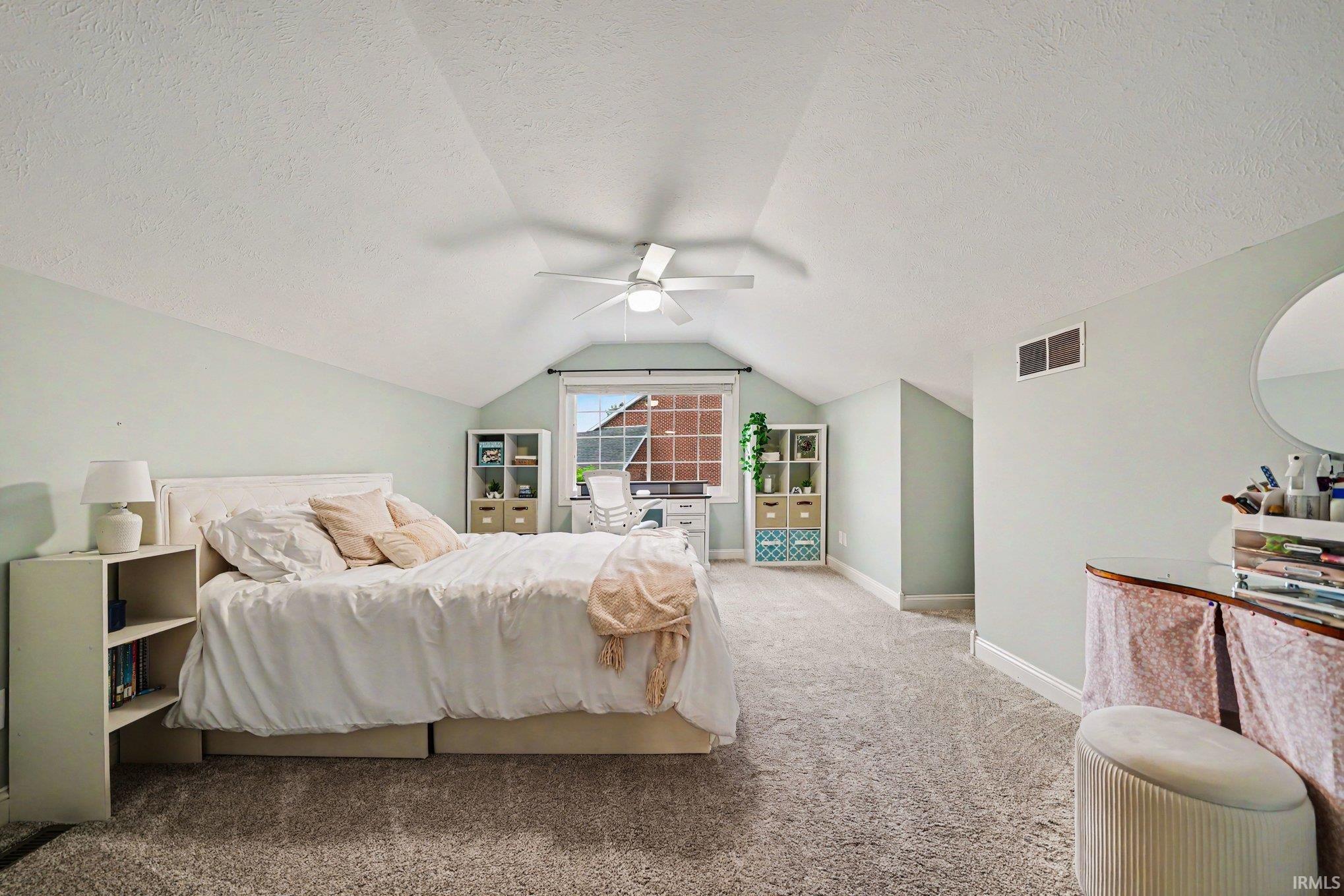 15190 Durham Way Granger IN 46530