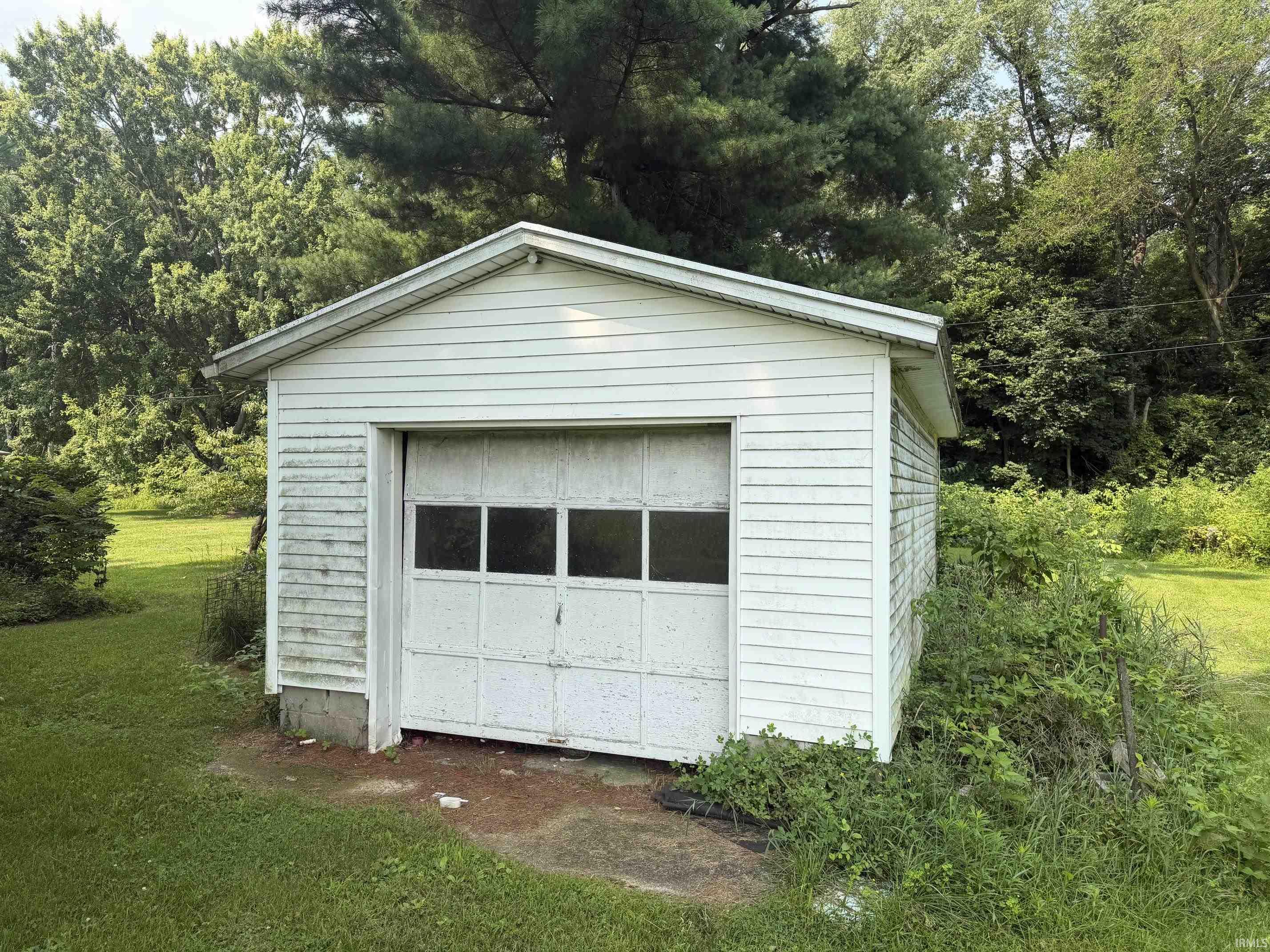15988 W 11th Road Plymouth IN 46563