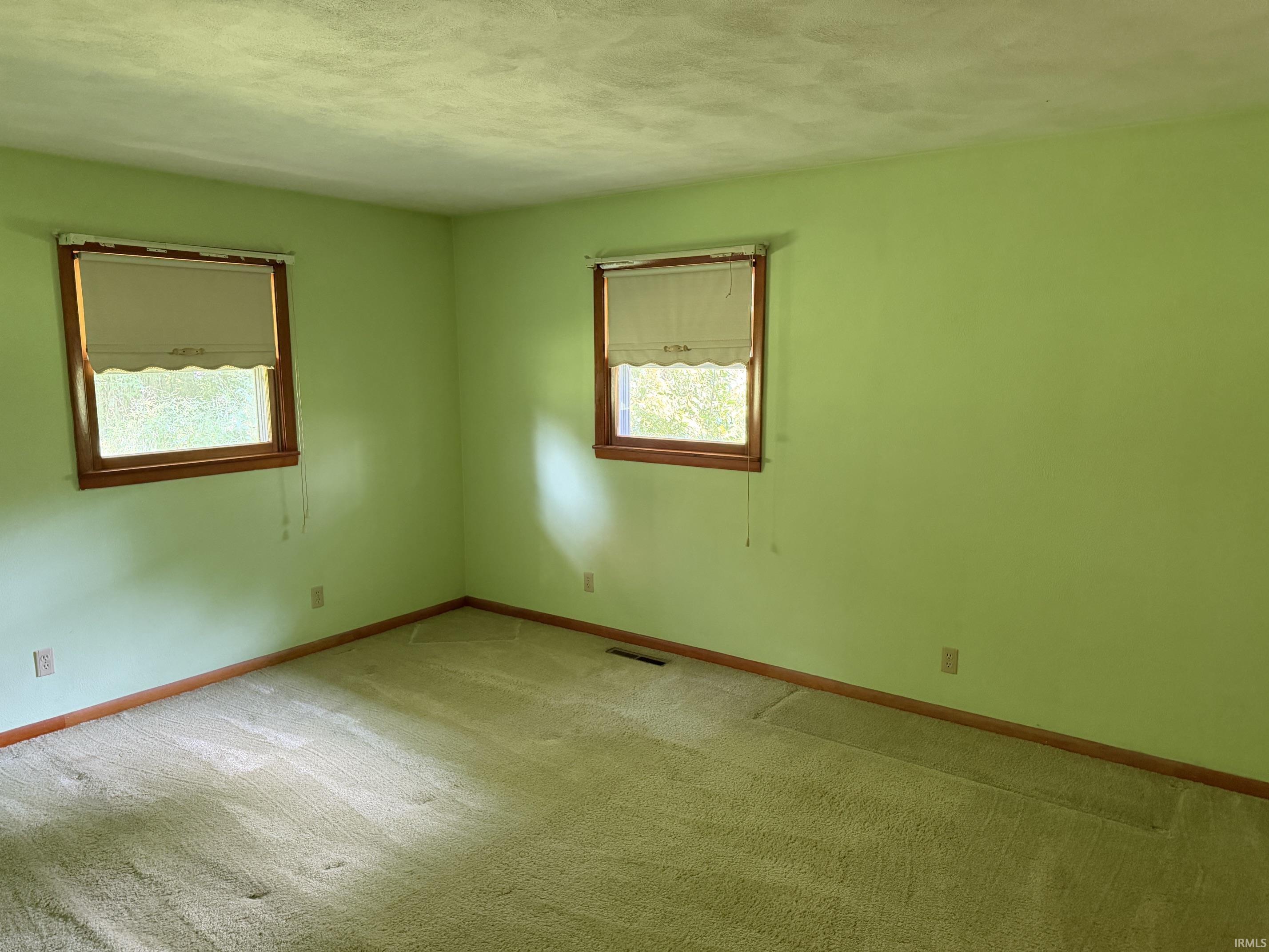 15988 W 11th Road Plymouth IN 46563