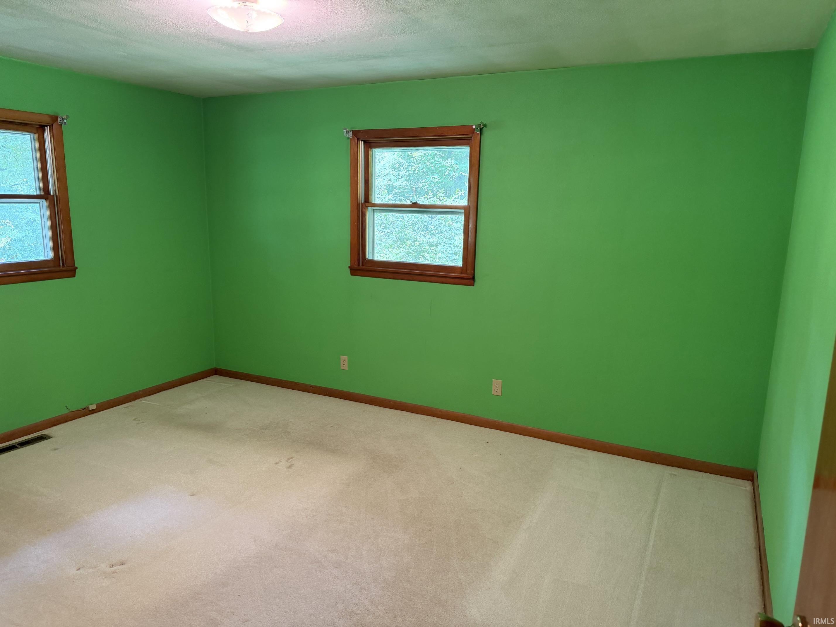 15988 W 11th Road Plymouth IN 46563