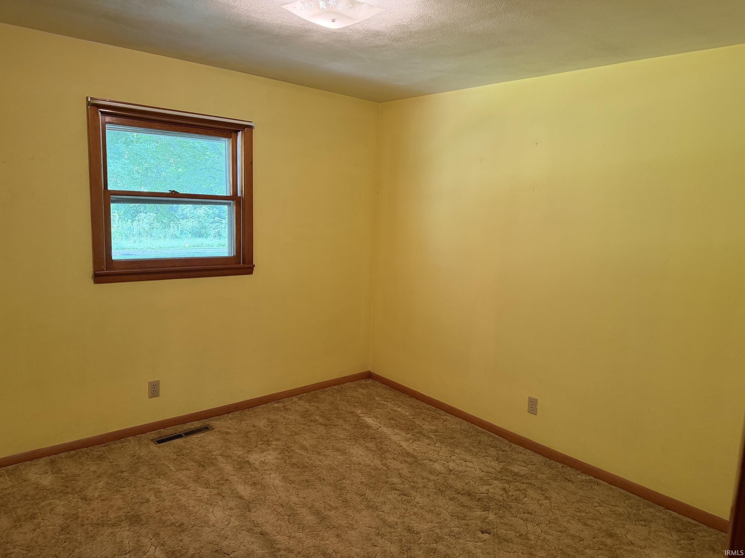 15988 W 11th Road Plymouth IN 46563