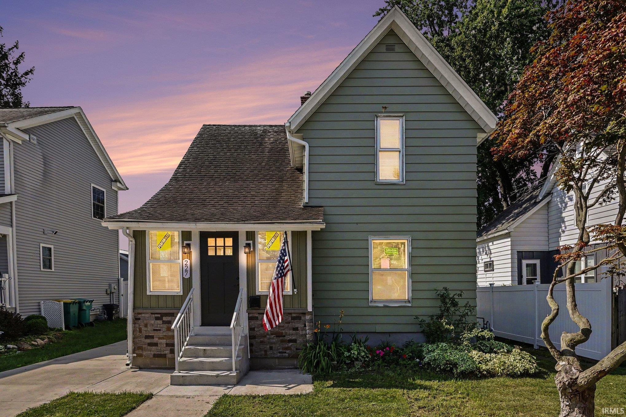 227 E 9th Street Mishawaka IN 46544