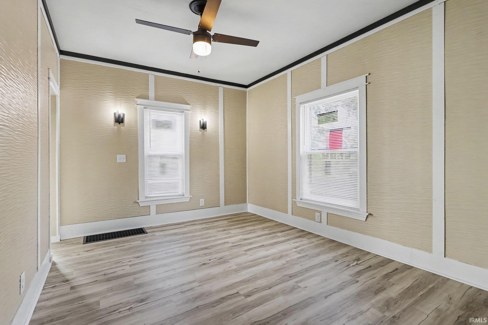227 E 9th Street Mishawaka IN 46544