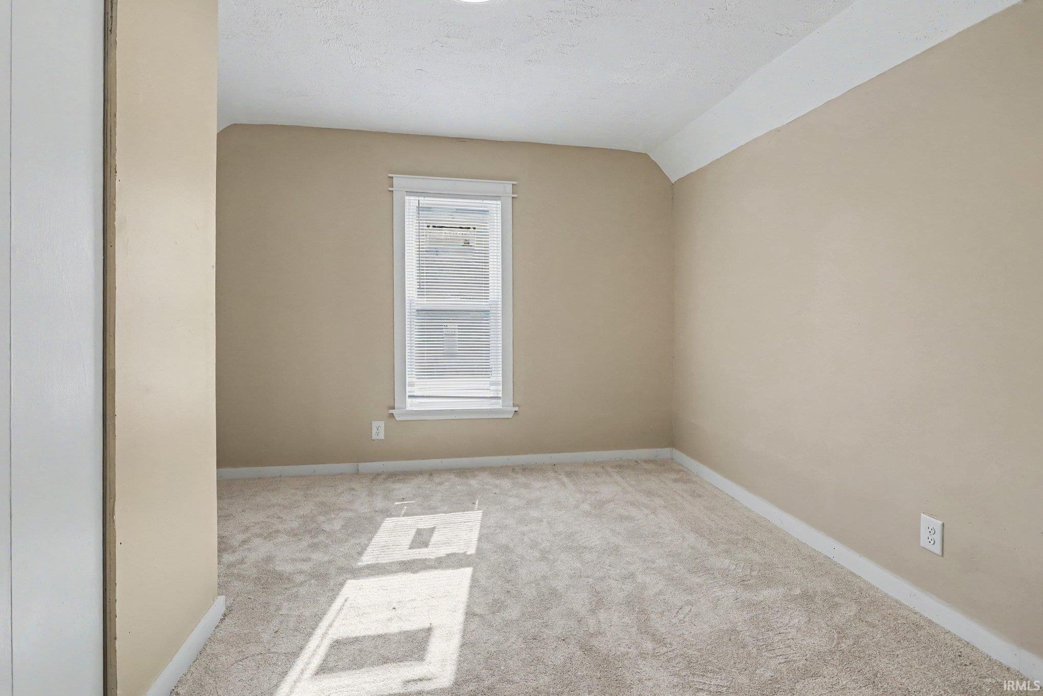 227 E 9th Street Mishawaka IN 46544