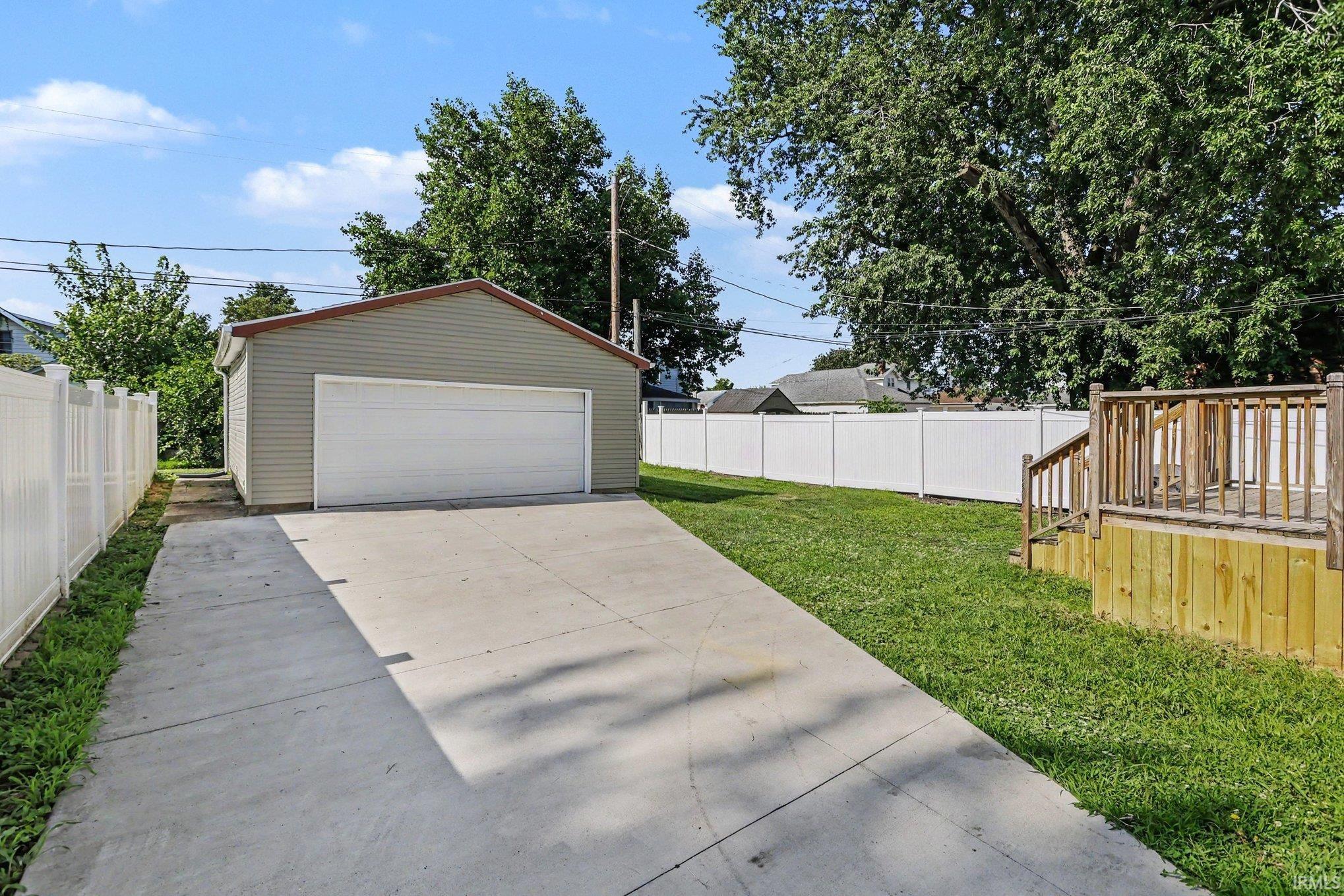 227 E 9th Street Mishawaka IN 46544