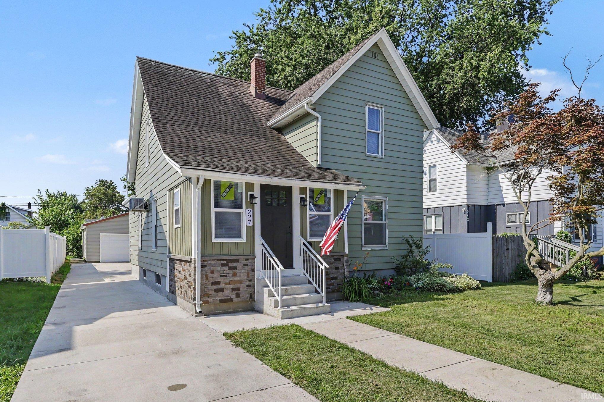 227 E 9th Street Mishawaka IN 46544