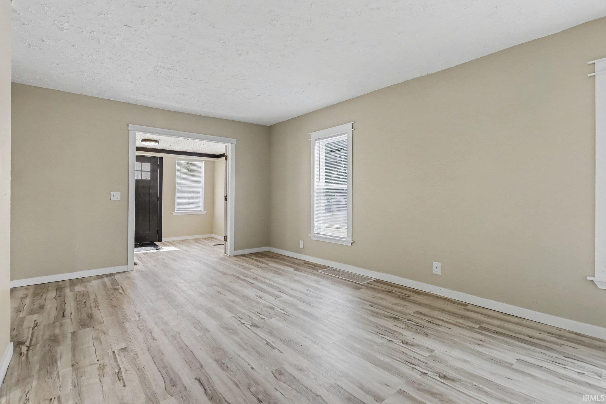 227 E 9th Street Mishawaka IN 46544