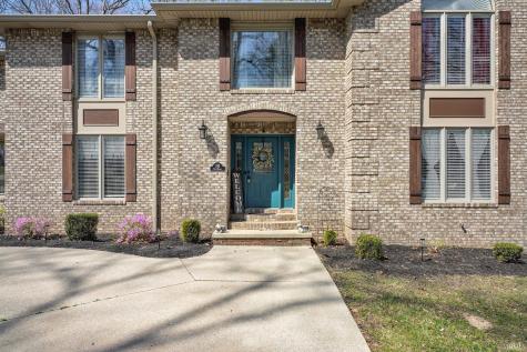 245 The Woods Bedford IN 47421