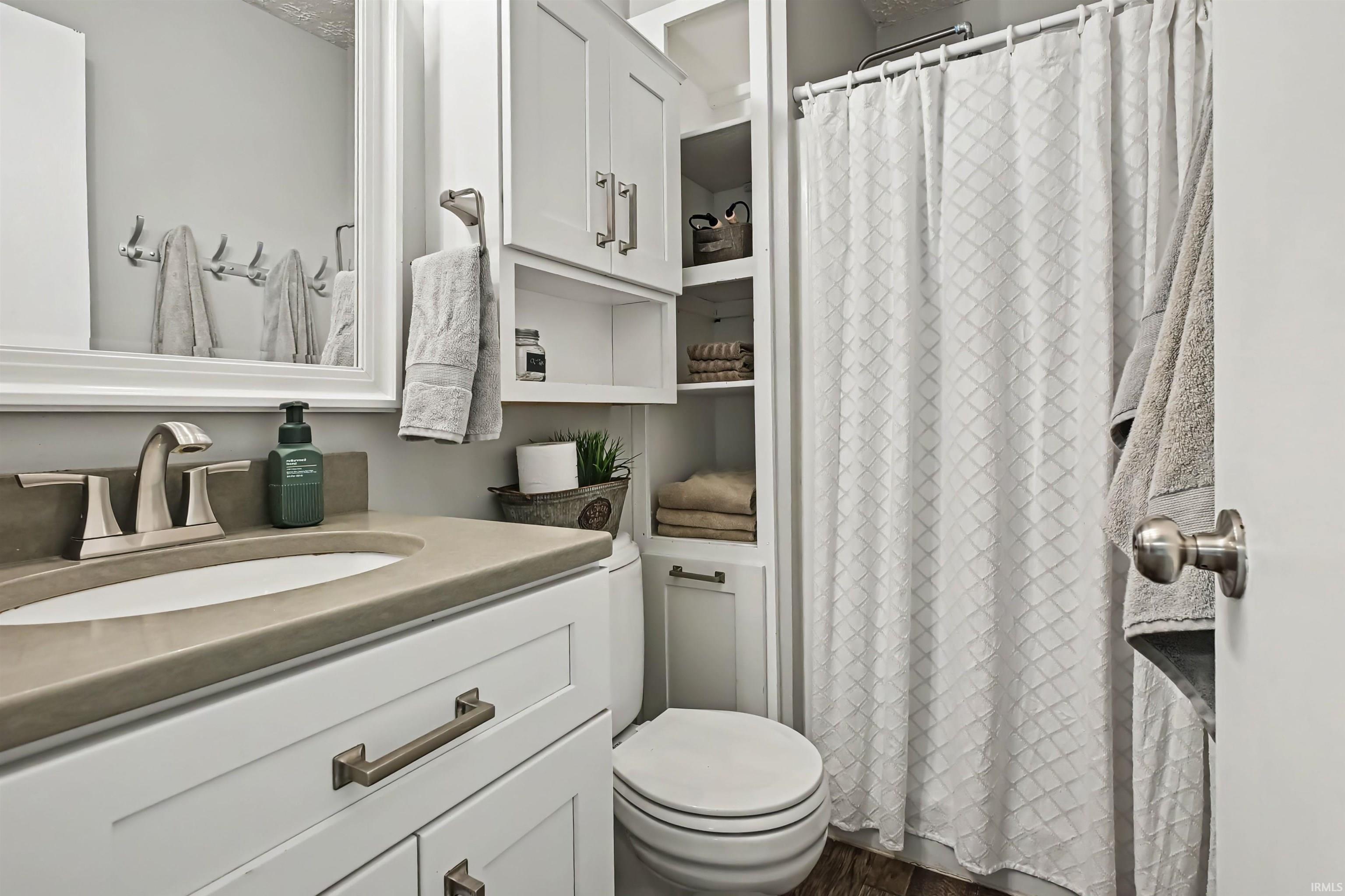 66068 Grasslands Lane Goshen IN 46526