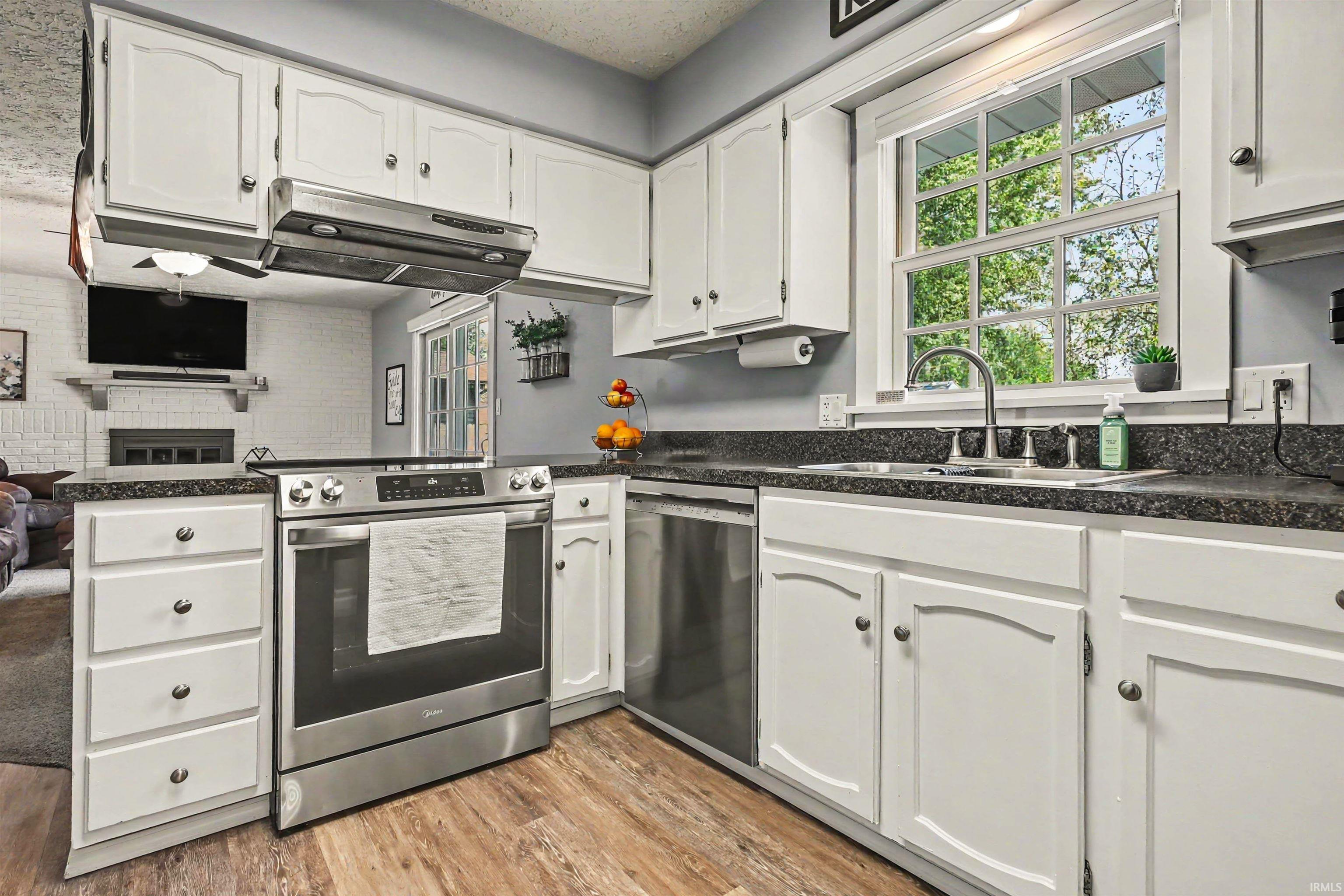 66068 Grasslands Lane Goshen IN 46526