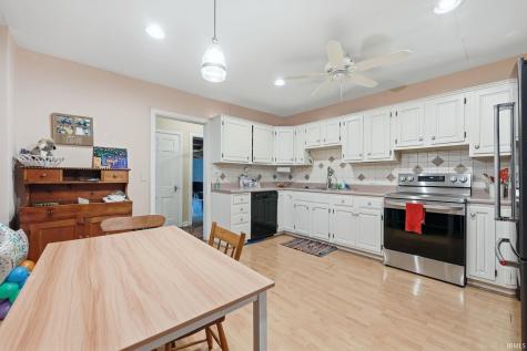 300 S Shady Lane Muncie IN 47304