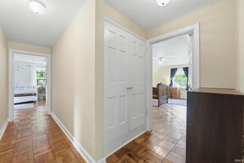 300 S Shady Lane Muncie IN 47304
