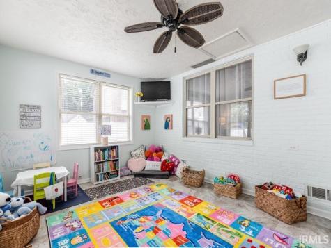 3212 Roselawn Drive Evansville IN 47711