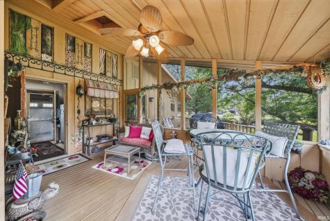 1919 Deer Trail Warsaw IN 46580