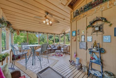 1919 Deer Trail Warsaw IN 46580