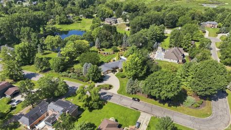 1919 Deer Trail Warsaw IN 46580